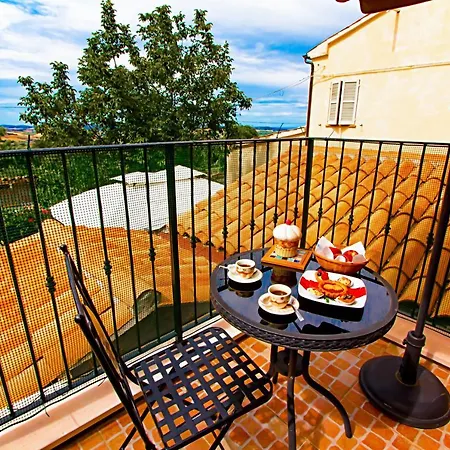 Eden Lilli Bed & Breakfast La Pieve (Pesaro and Urbino)
