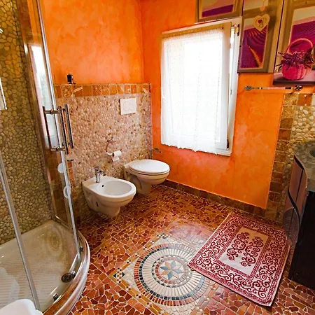 Eden Lilli Bed & Breakfast