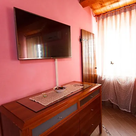 Eden Lilli Bed & Breakfast La Pieve (Pesaro and Urbino)