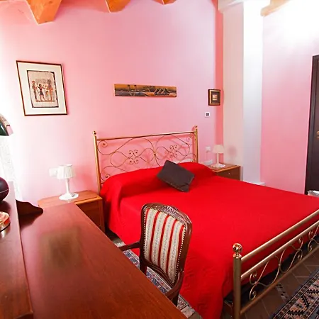 Eden Lilli Bed & Breakfast *