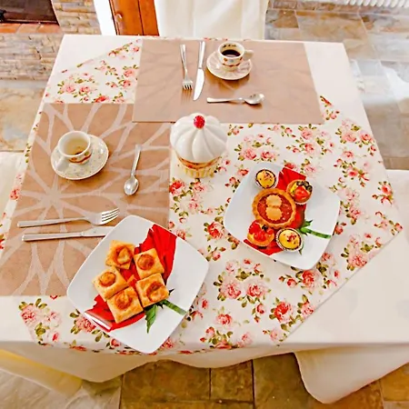 Bed & Breakfast Eden Lilli La Pieve (Pesaro and Urbino)
