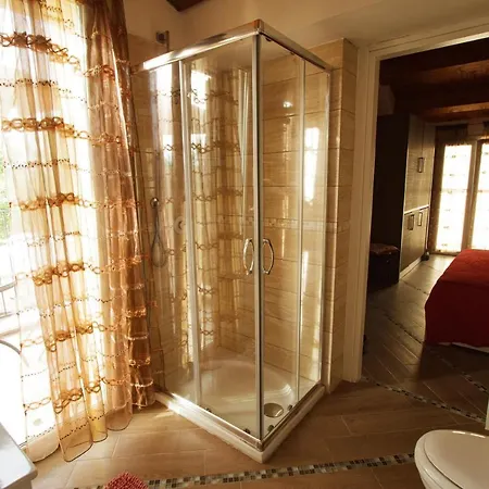 Bed & Breakfast Eden Lilli 4*